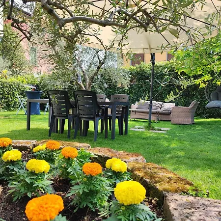 Private Garden Giardino Privato A - House Amorino Apartment *